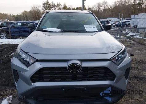 2019 Toyota Rav4 Le z USA, uszkodzony, nr VIN 2T3F1RFV0KW054010